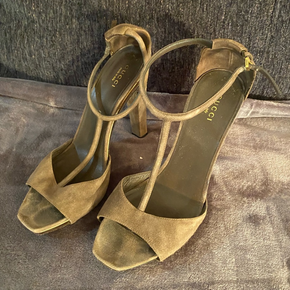 Gucci women's shoes, good condition